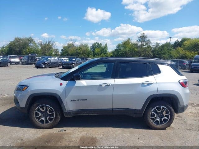 2025 JEEP COMPASS TRAILHAWK 4X4 15