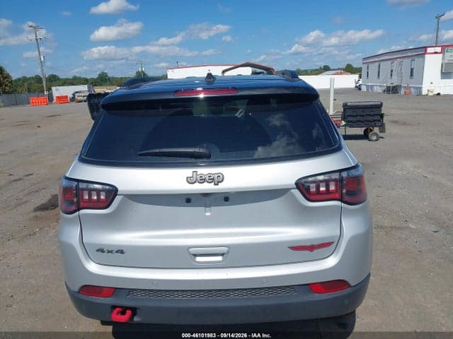 2025 JEEP COMPASS TRAILHAWK 4X4 17