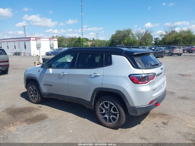 2025 JEEP COMPASS TRAILHAWK 4X4 3