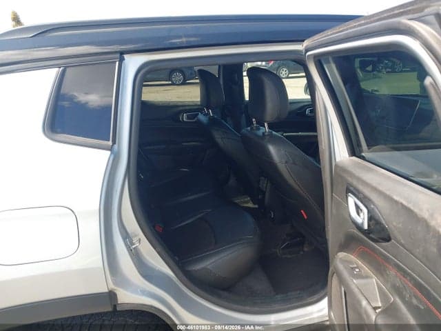 2025 JEEP COMPASS TRAILHAWK 4X4 8