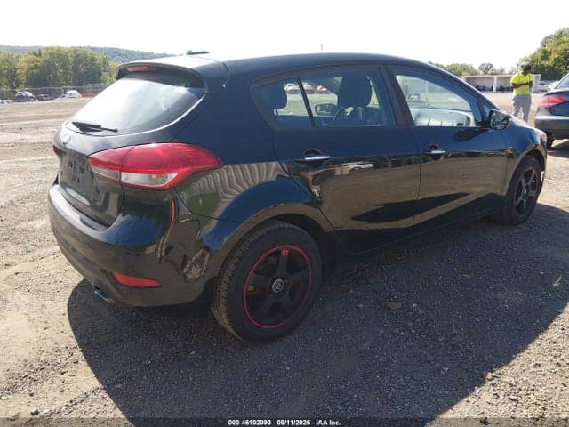 2017 KIA FORTE LX 4