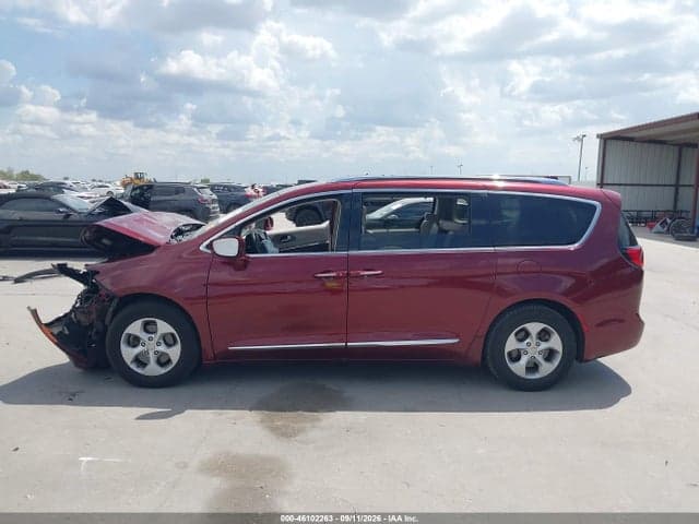 2017 CHRYSLER PACIFICA TOURING-L PLUS 14