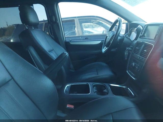 2017 DODGE GRAND CARAVAN GT 5