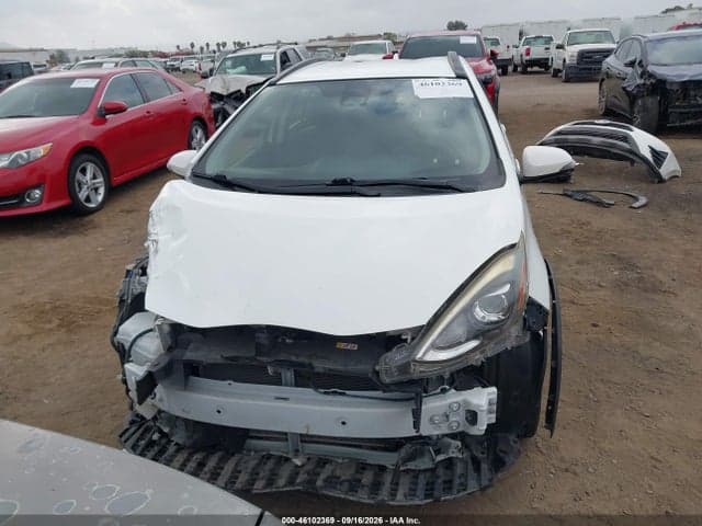 2018 TOYOTA PRIUS C TWO 13
