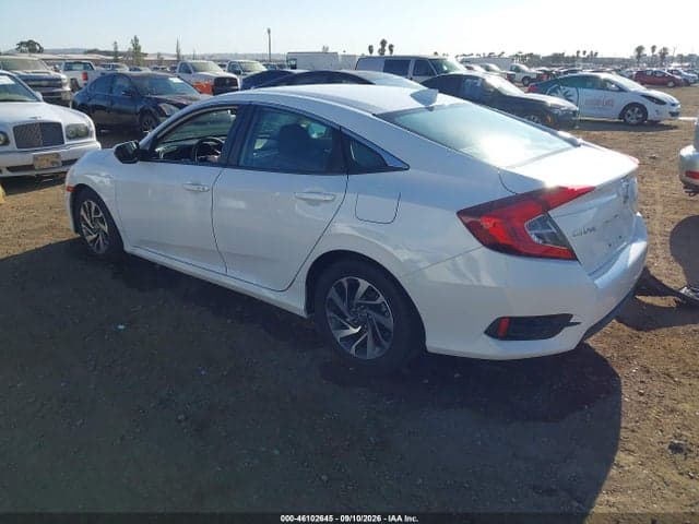 2018 HONDA CIVIC EX 3