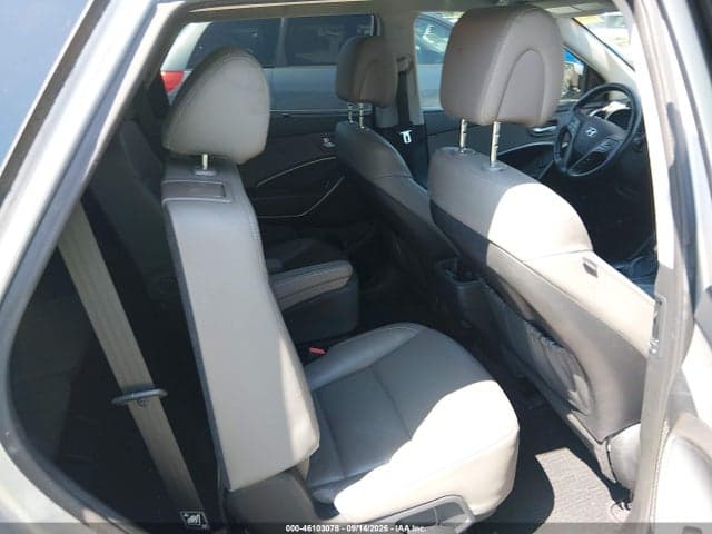 2017 HYUNDAI SANTA FE LIMITED 8