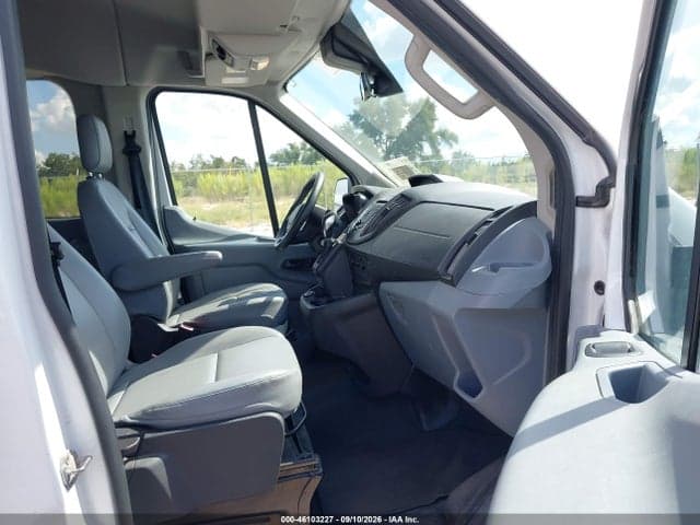 2018 FORD TRANSIT-350 XL 5