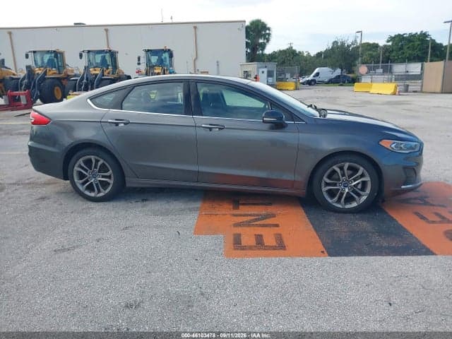 2020 FORD FUSION SEL 13
