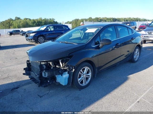 2017 CHEVROLET CRUZE LT AUTO 2