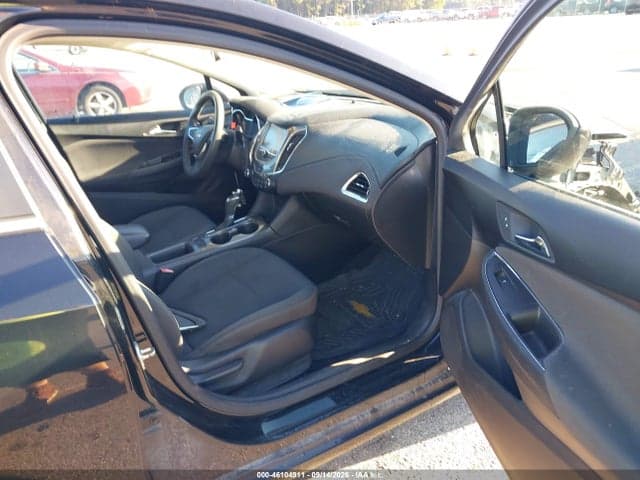 2017 CHEVROLET CRUZE LT AUTO 5