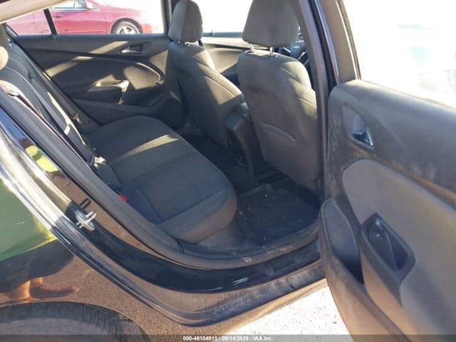 2017 CHEVROLET CRUZE LT AUTO 8