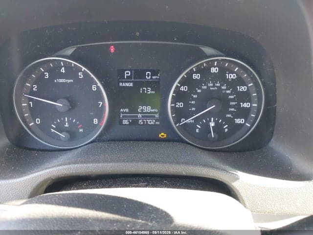 2017 HYUNDAI ELANTRA SE 7