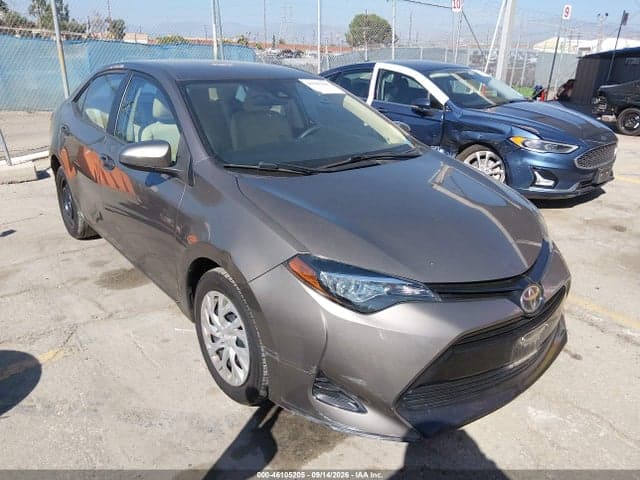 2017 TOYOTA COROLLA LE 1