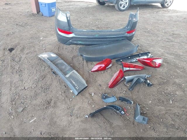 2017 HYUNDAI TUCSON SE 12