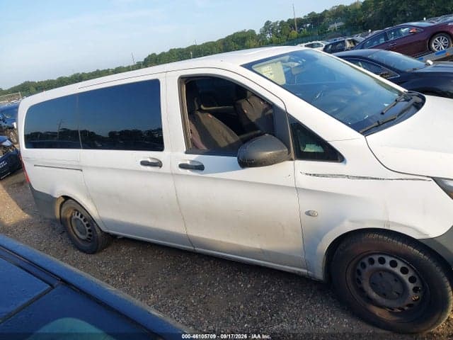 2017 MERCEDES-BENZ METRIS 13