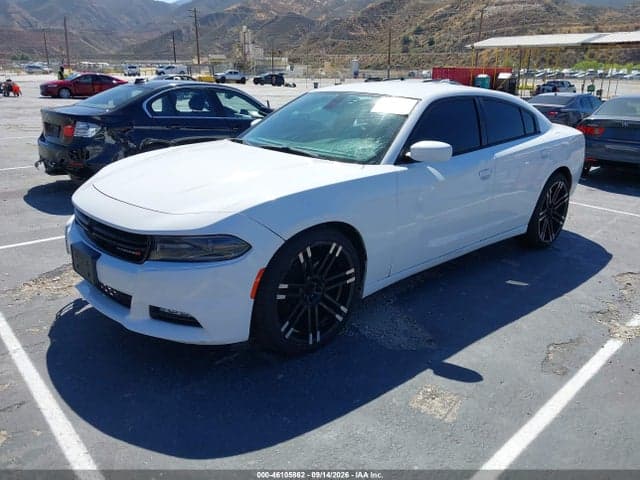 2017 DODGE CHARGER SXT RWD 2