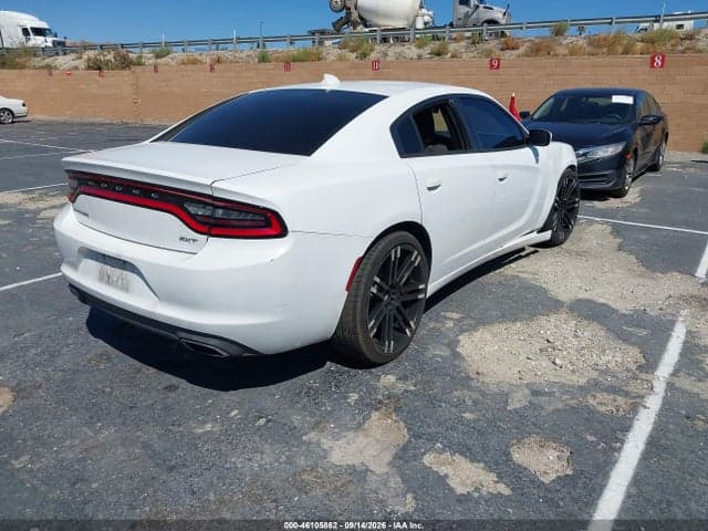 2017 DODGE CHARGER SXT RWD 4