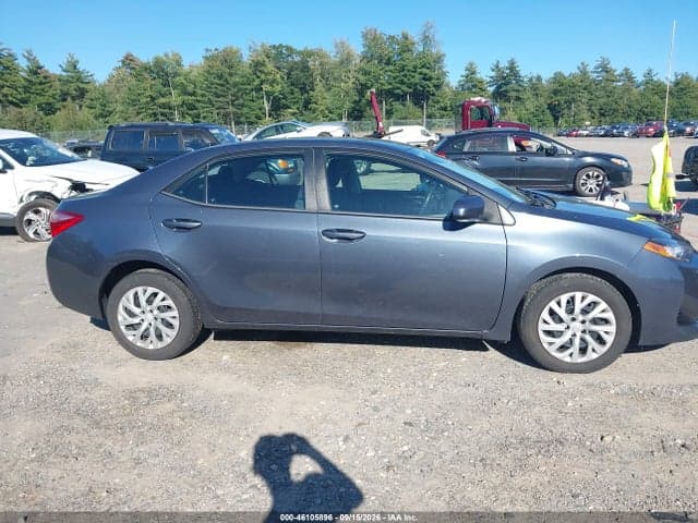 2017 TOYOTA COROLLA LE 14