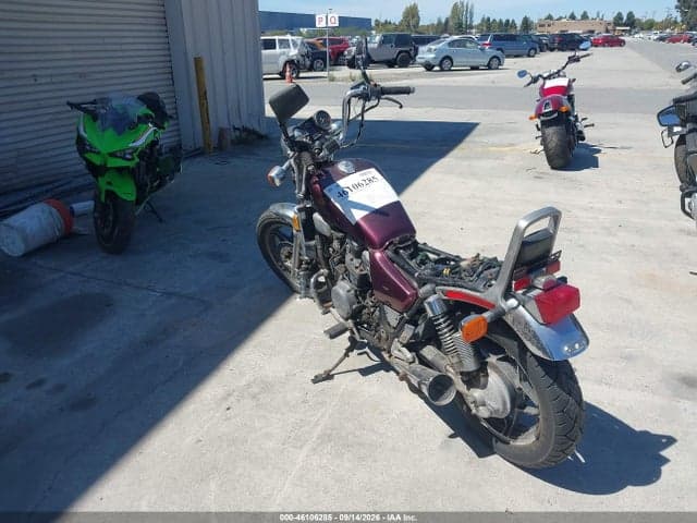 1982 HONDA VF750 C 3