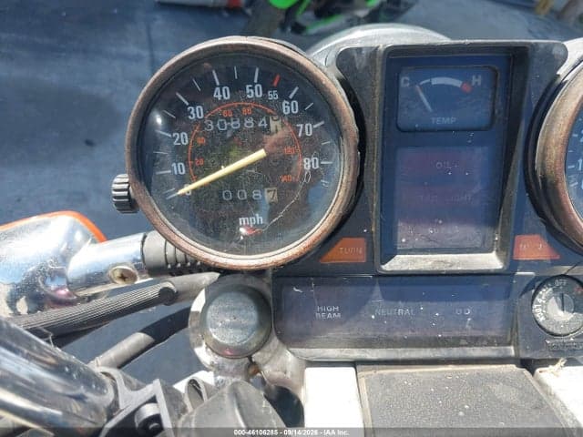 1982 HONDA VF750 C 7
