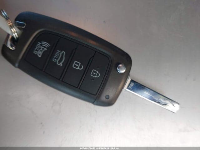 2019 HYUNDAI ACCENT SE 11