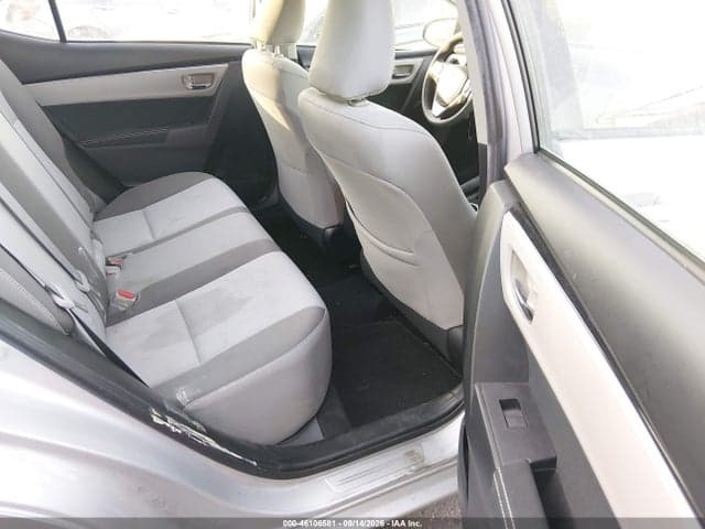 2017 TOYOTA COROLLA LE 8