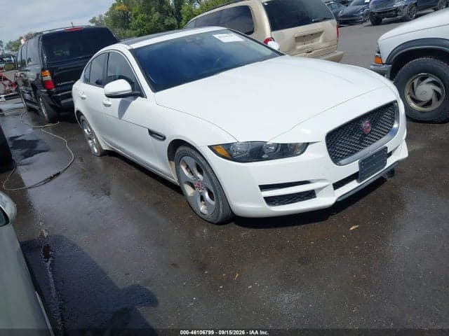 2017 JAGUAR XE 25T