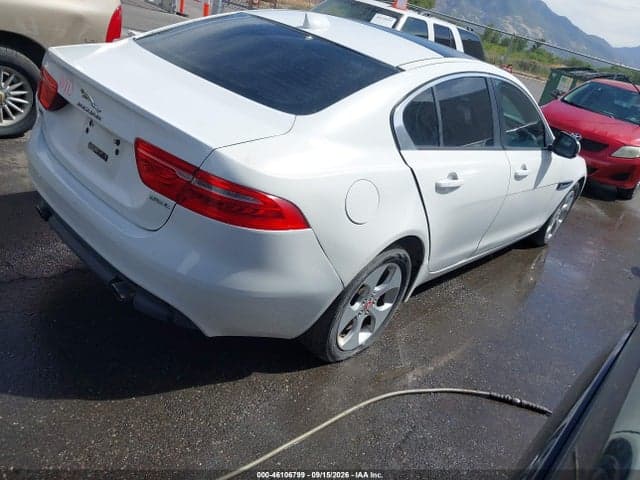 2017 JAGUAR XE 25T 4