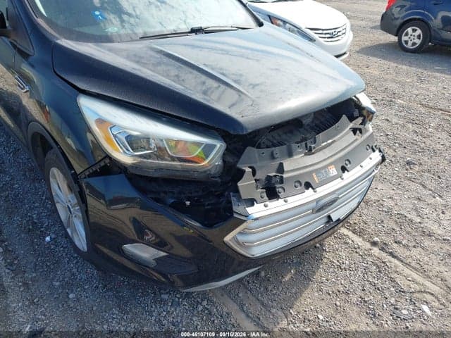2017 FORD ESCAPE SE 12
