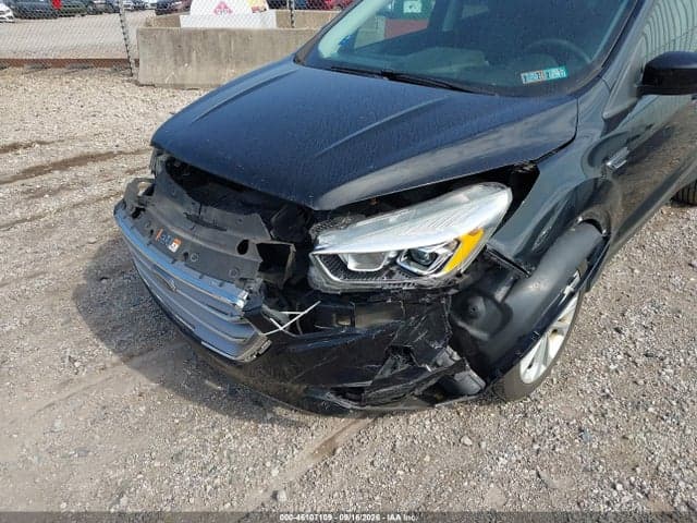 2017 FORD ESCAPE SE 6