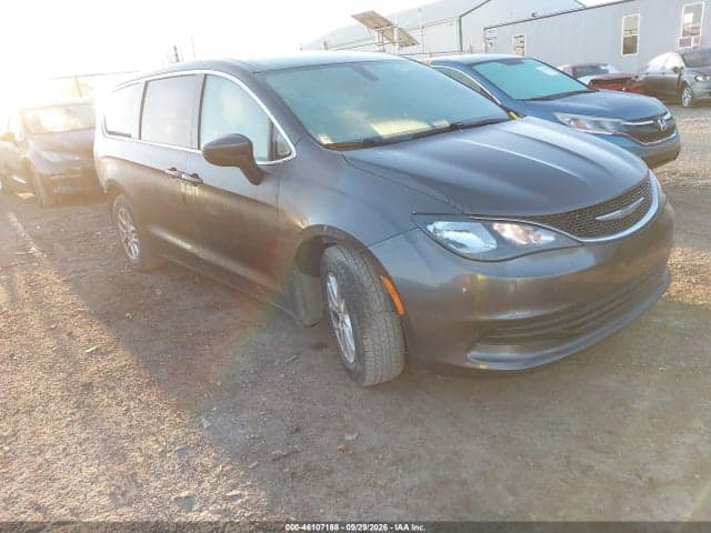 2017 CHRYSLER PACIFICA LX 1