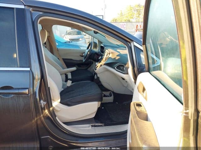 2017 CHRYSLER PACIFICA LX 5
