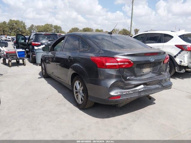 2017 FORD FOCUS SE 3
