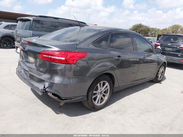2017 FORD FOCUS SE 4