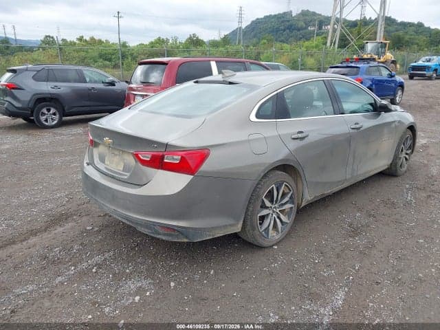 2017 CHEVROLET MALIBU 1LT 4