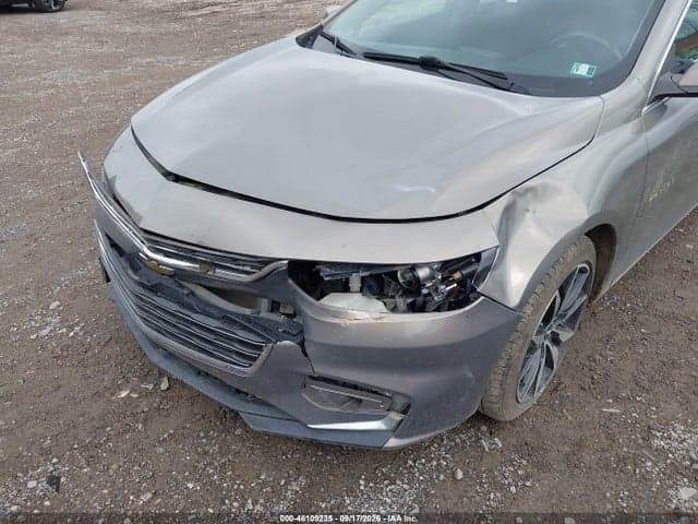 2017 CHEVROLET MALIBU 1LT 6