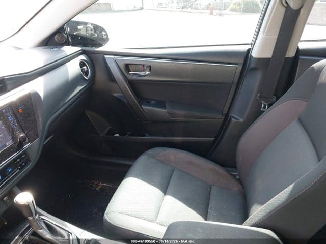 2019 TOYOTA COROLLA LE 5
