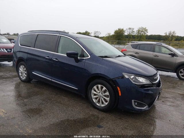 2017 CHRYSLER PACIFICA TOURING-L 1