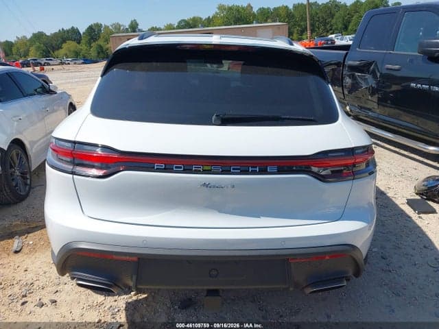 2025 PORSCHE MACAN T 16
