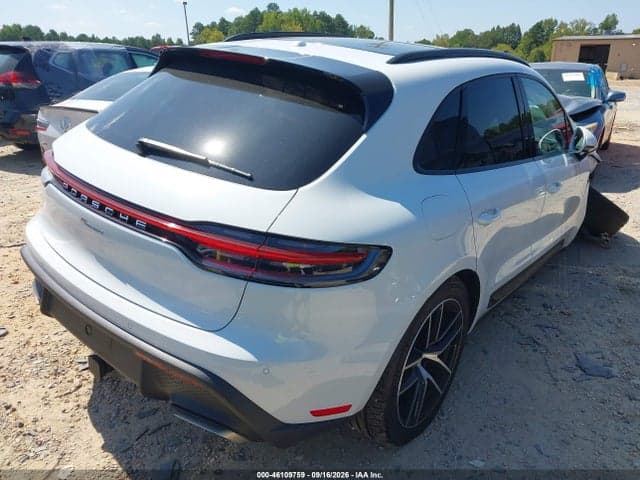 2025 PORSCHE MACAN T 4