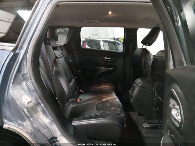 2019 JEEP CHEROKEE LATITUDE PLUS 4X4 8