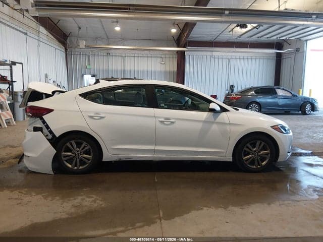 2017 HYUNDAI ELANTRA SE 14