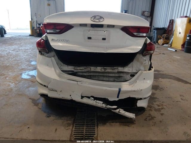 2017 HYUNDAI ELANTRA SE 6