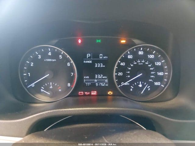 2017 HYUNDAI ELANTRA SE 7
