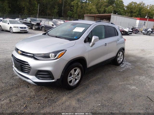2020 CHEVROLET TRAX AWD LT 2