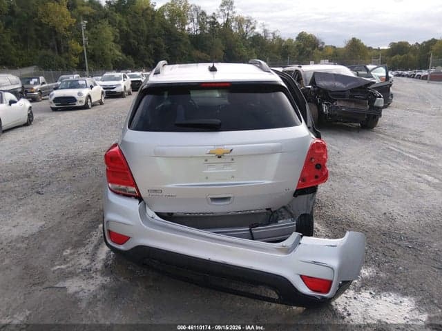 2020 CHEVROLET TRAX AWD LT 16