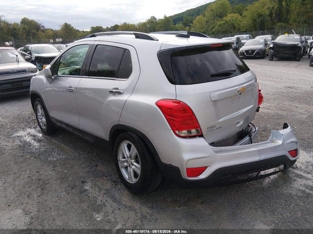 2020 CHEVROLET TRAX AWD LT 3