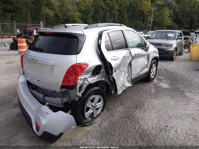 2020 CHEVROLET TRAX AWD LT 4