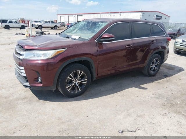 2017 TOYOTA HIGHLANDER LE PLUS 2
