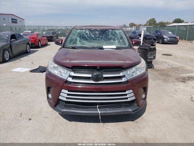 2017 TOYOTA HIGHLANDER LE PLUS 13